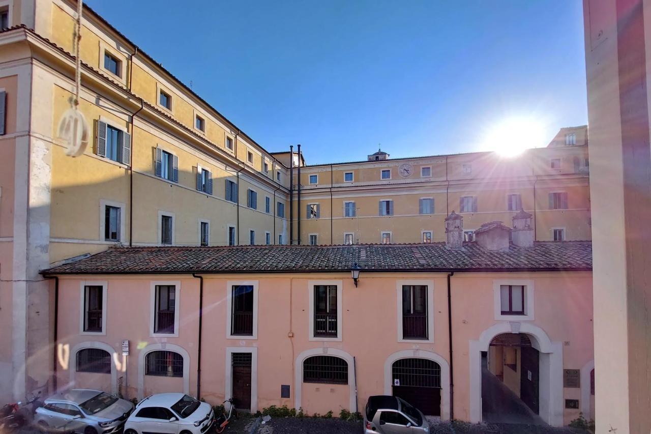 Trastevere Charme - My Extra Home โรม ภายนอก รูปภาพ